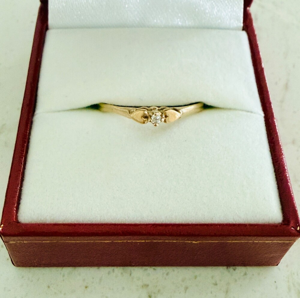 Antique 10K Gold Diamond Double Heart Size 8 Promise Solitaire Ring
